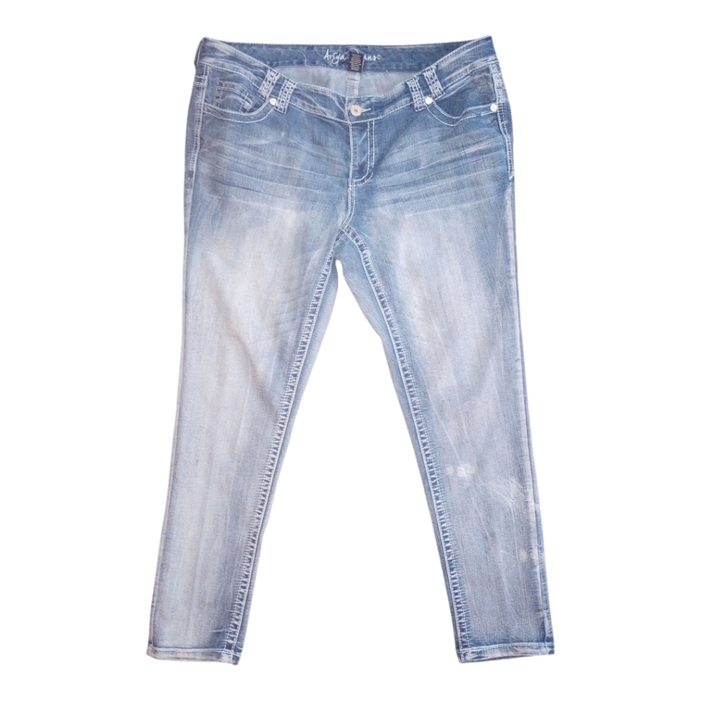 Women's Ariya Bleach washed Straight Leg jeans Size 16